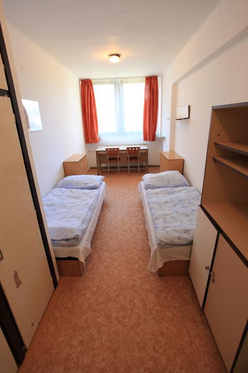 Hostel Strahov Прага Номер фото