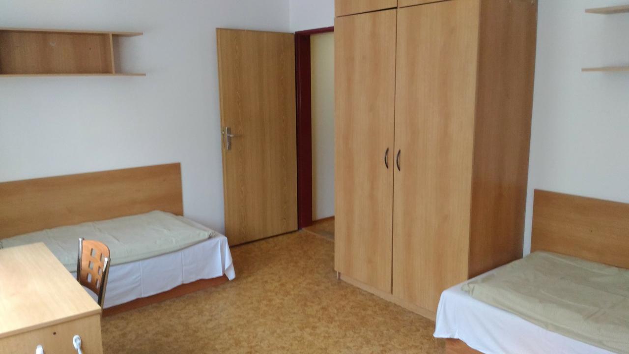 Hostel Strahov Прага Экстерьер фото